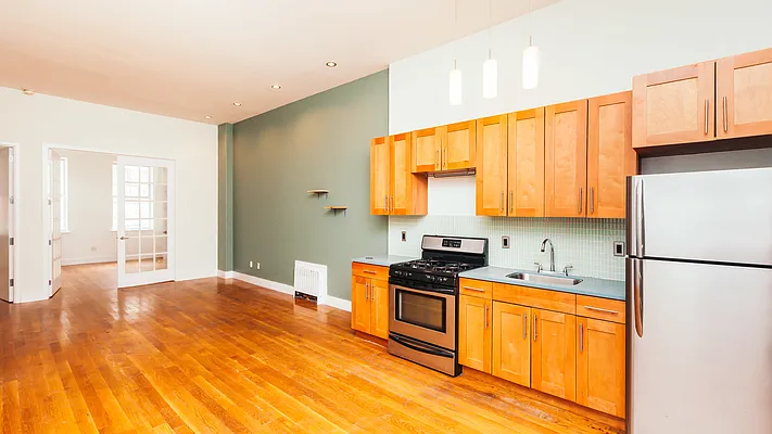 Rented by Nooklyn NYC LLC | media 2