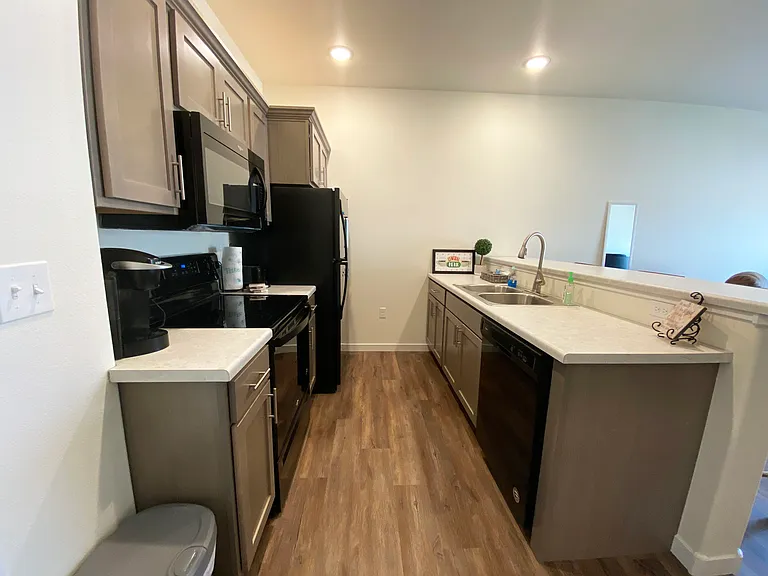 Lake Area Townhomes Phase IIB — Photo 9