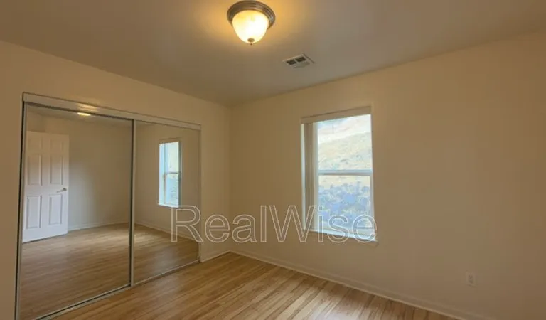 1384 NE Ridge Ave — Photo 13