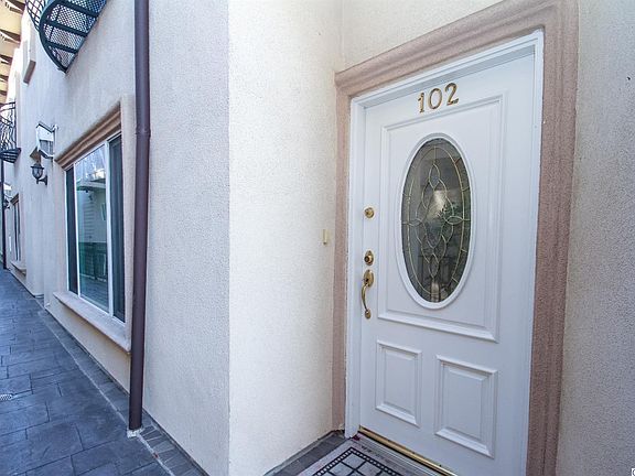 5th image of 2307 Miravista Ave #102