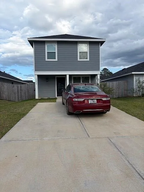 14634 New Village Dr