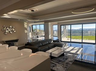 2456 Roscomare Rd, Los Angeles, CA 90077