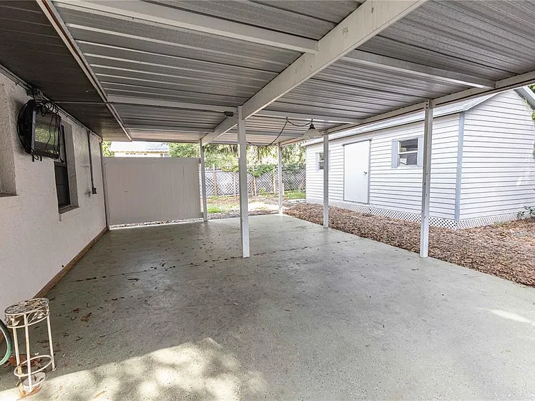 301 Curry St — Photo 13