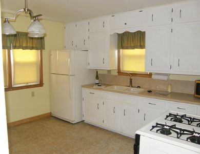 3521 S Herman St, Milwaukee, WI, 53207