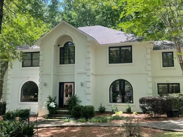 2214 Springhill Dr, Auburn, AL 36830