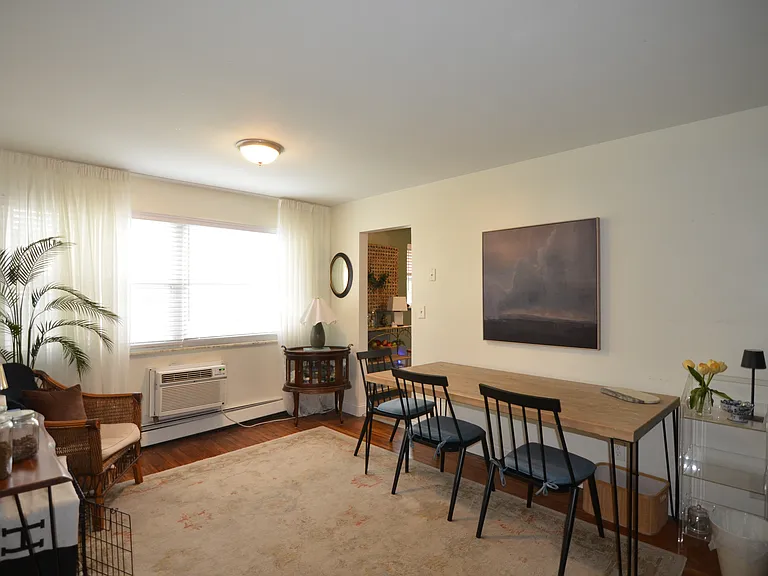 3176 Mapleleaf Ave #5 — Photo 5