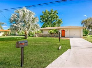 1731 Cornwallis Pkwy, Cape Coral, FL 33904