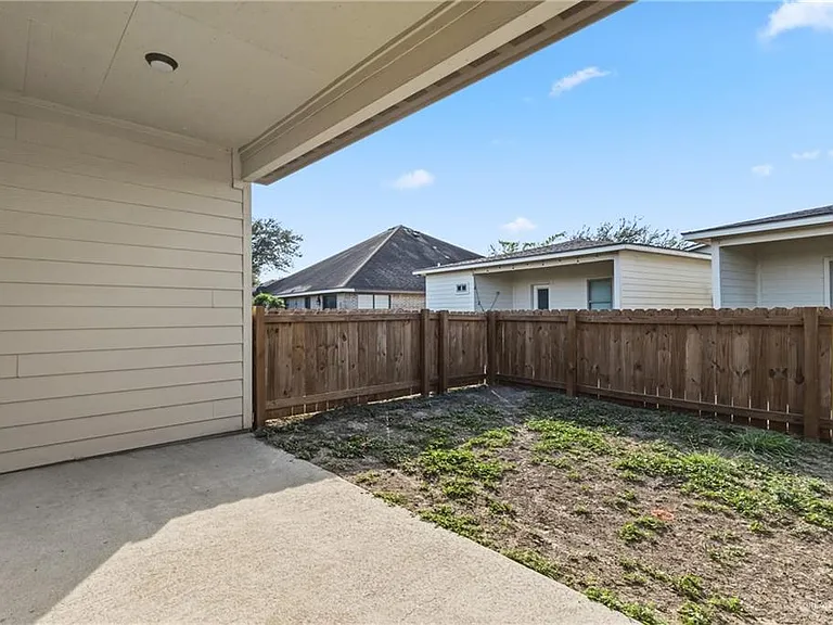 6306 Lancelot Dr — Photo 13