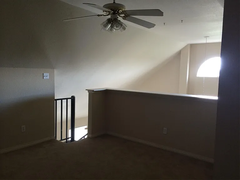 3003C Whisper Oaks Ln #C — Photo 7