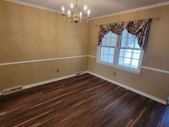 3rd image of 900 N Main St Unit 13
