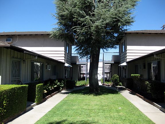 3rd image of 801 W Glentana St APT 2