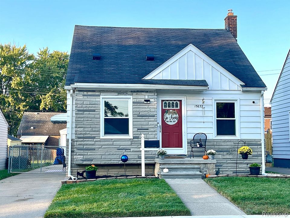 1st image of 15633 Meyer Ave