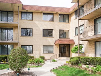 7650 W Lawrence Ave Unit 201, Norridge, IL, 60706
