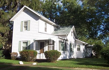 137 E. Leroy
