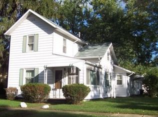 137 Leroy Ave, Bowling Green, OH 43402