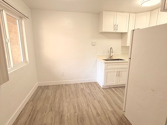 4th image of 1611 J Ave #C