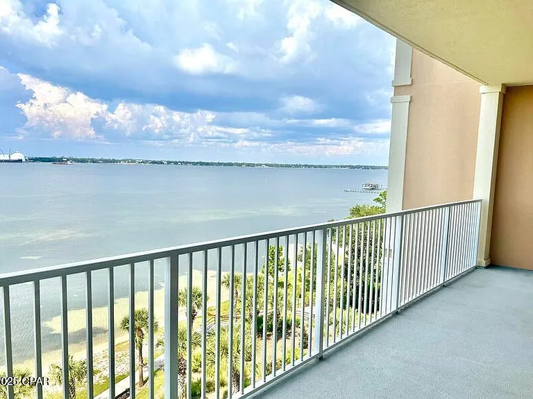 2400 Grandiflora Blvd #606 — Photo 9