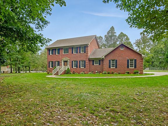 2nd image of 4709 La Foresta Dr