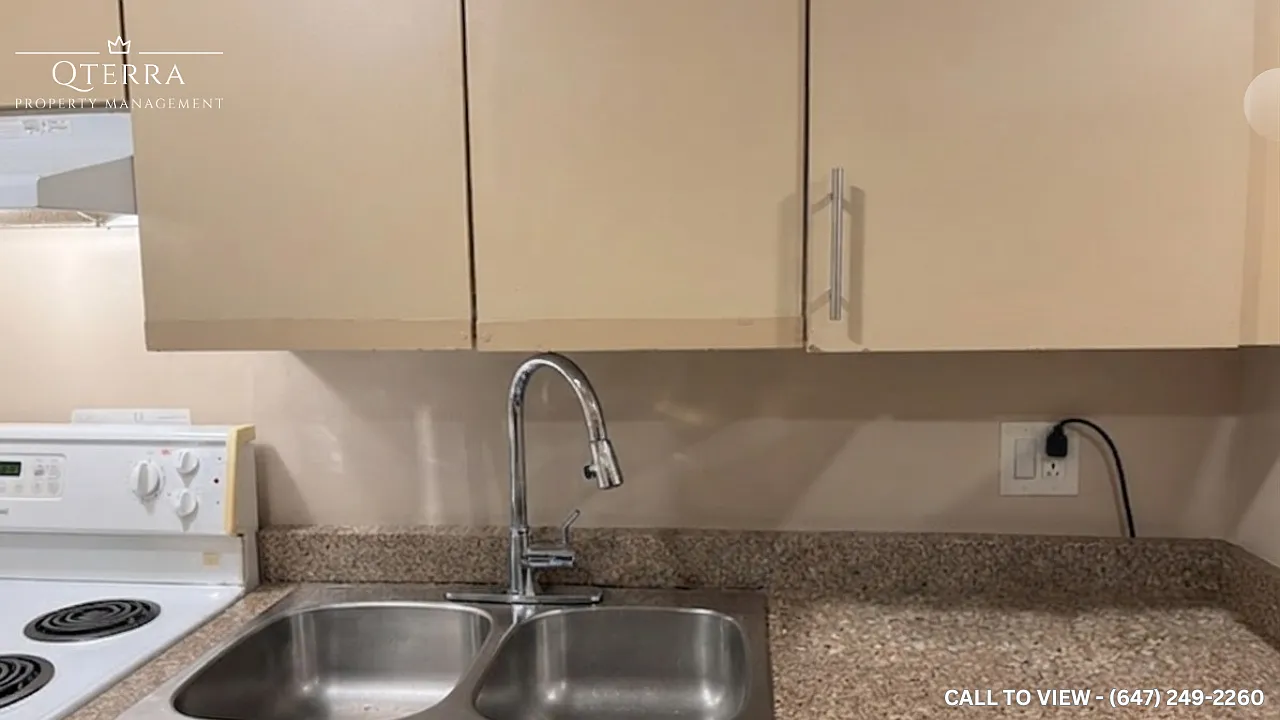 3 bed, 700 sqft, $1,795 — Photo 4