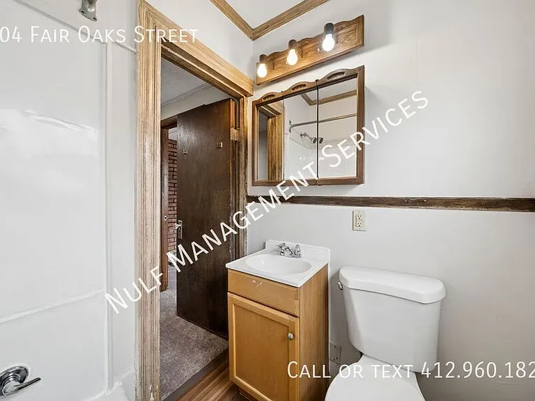 504 Fair Oaks St — Photo 5