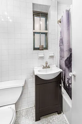 Sold by Berkshire Hathaway HomeServices New York Properties | media 4