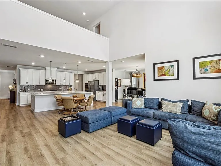 4257 Freight St — Photo 12