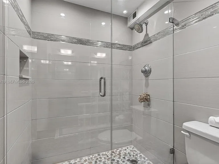 328 N Ocean Blvd #707 — Photo 31