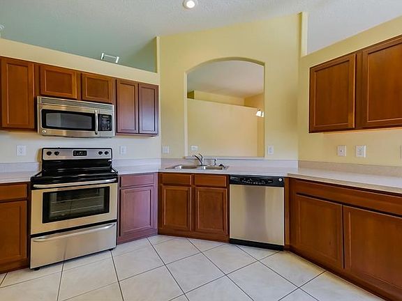 3rd image of 4428 Frances Ave