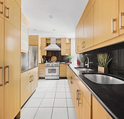 Sold by Compass | media 7