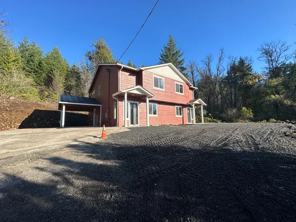 400 NW 7th Ave, Mill City, OR 97360