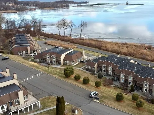 39 Riverview, Port Ewen, NY 12466