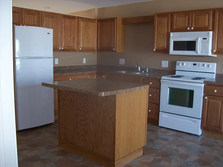 another units kitchen and island.