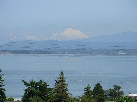 4th image of 1395 S East Camano Dr