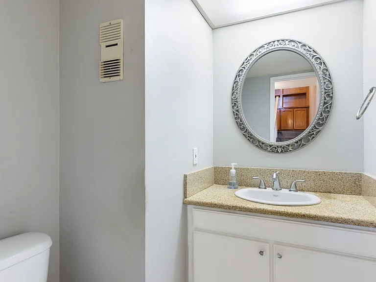 10140 Reseda Blvd #2 — Photo 10