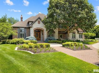 10547 N Dahlia Ct, Peoria, IL 61615