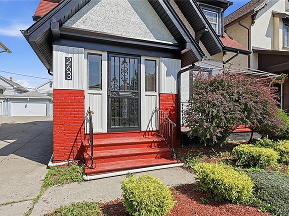 3rd image of 263 Norwalk Ave