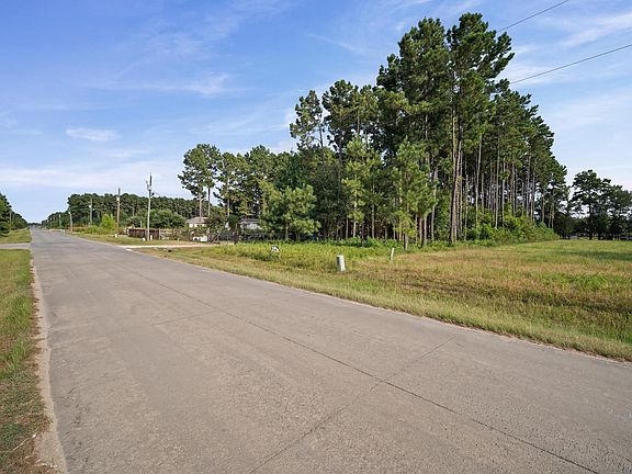 4th image of 900 County Road 3545