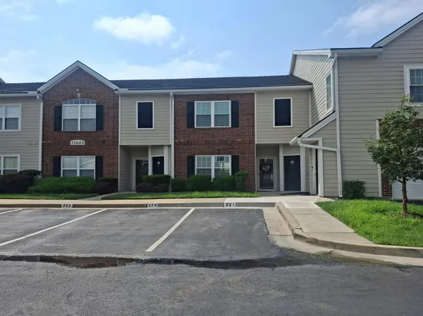 11622 Tomahawk Creek Pkwy APT J, Leawood, KS 66211