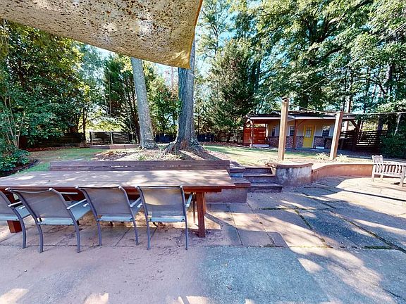 5th image of 869 Cahaba Dr