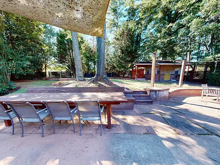 869 Cahaba Dr — Photo 5