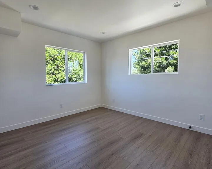 10827 Peach Grove St — Photo 26