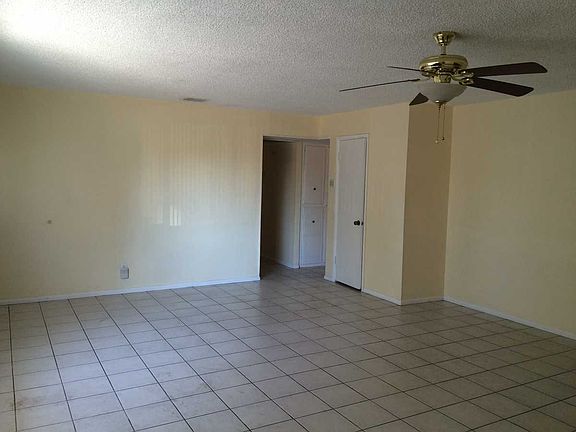 5 Lots of Room_09252015