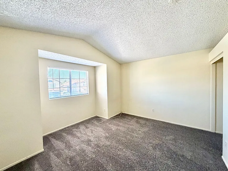 541 Ocean Ave — Photo 26