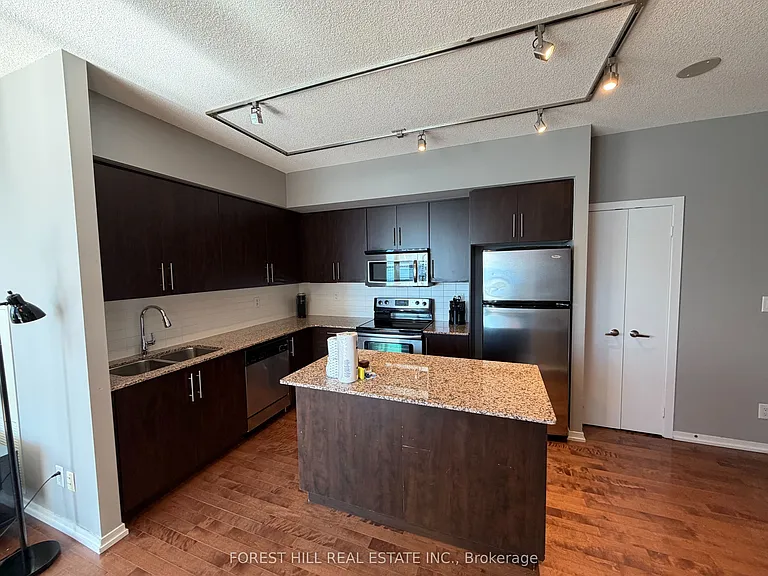 55 Bremner Blvd #3501 — Photo 8