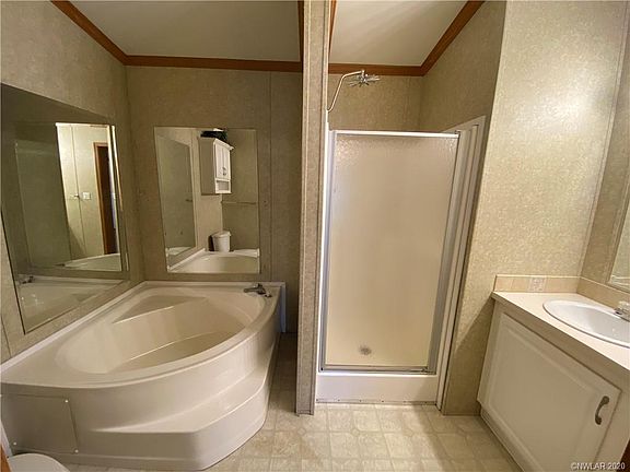 5th image of 5561 Grace Ann Ln