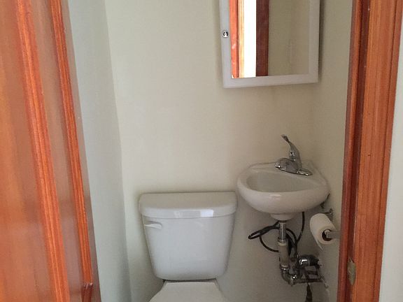 5th image of 814 56th St APT D2