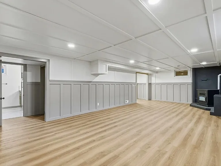 1328 Dakota St — Photo 10