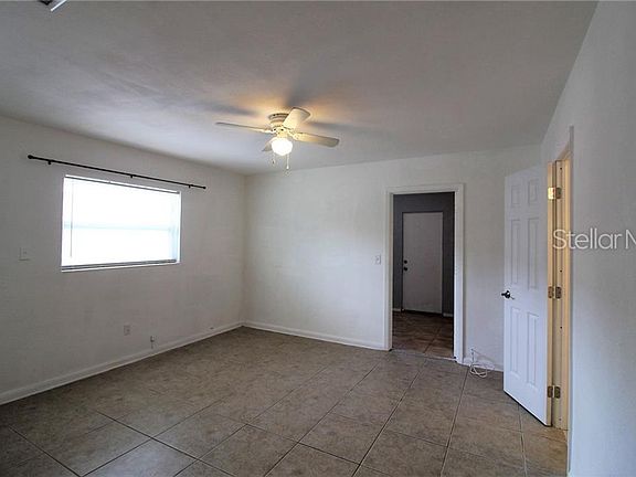 4th image of 110 S Highland Ave