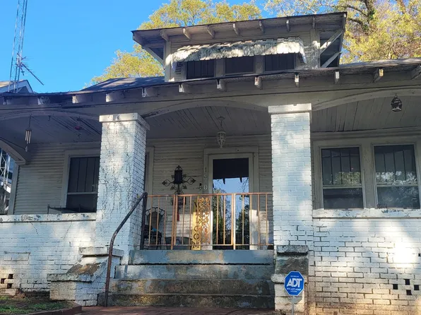 1300 N Columbia Ave, Sheffield, AL 35660