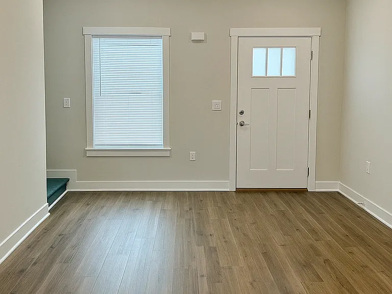 The Hills Townhomes — Photo 14